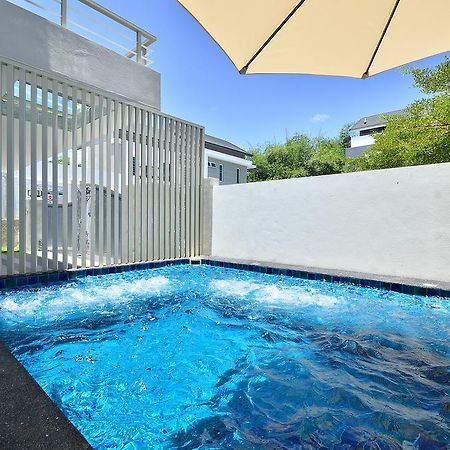 Plumeria Luxury Service Villa George Town Kültér fotó